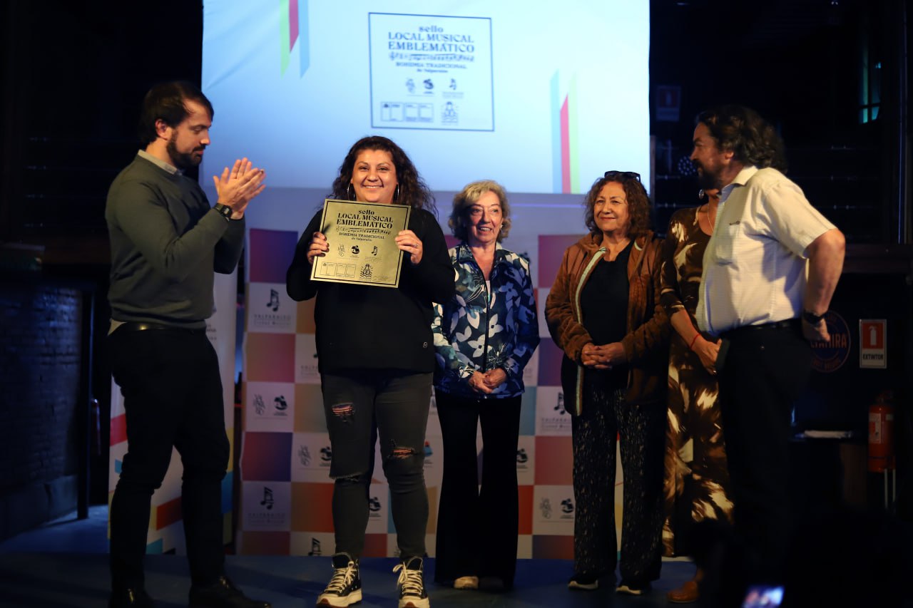 photo_5181609152357707521_y