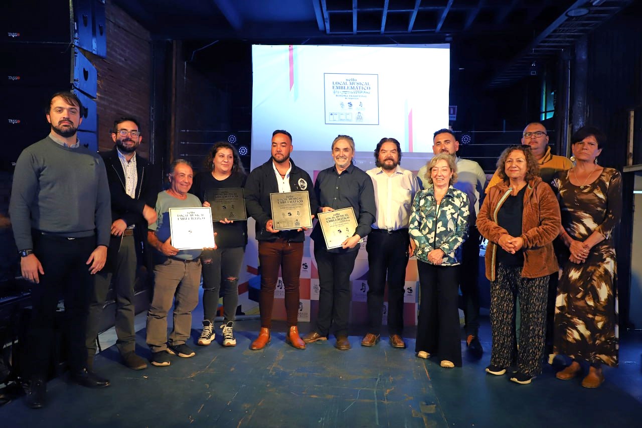 photo_5181609152357707528_y